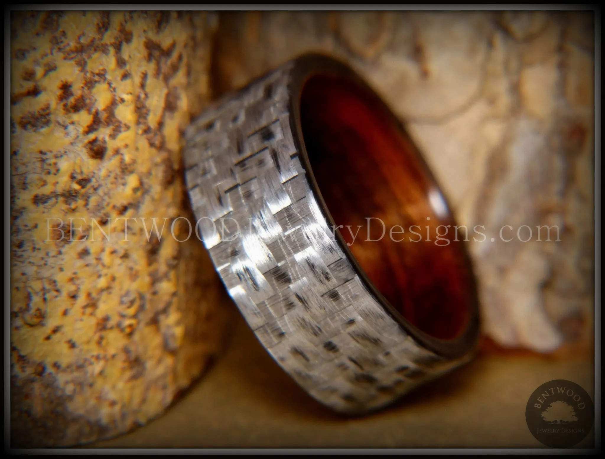 Bentwood Ring - Silver Twill Carbon Fiber on Rosewood Wood Comfort Fit Core