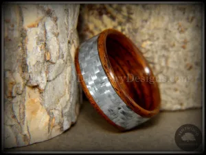 Bentwood Ring - Silver Twill Centered Edge Carbon Fiber Rosewood Wood Ring