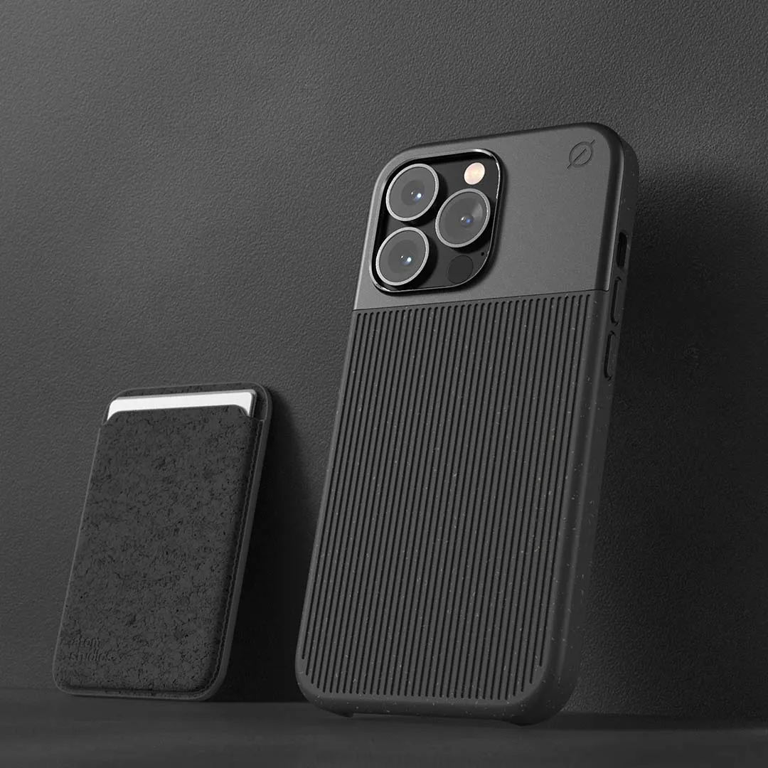 MagSafe iPhone 13 Pro case - Split Wood Fibre