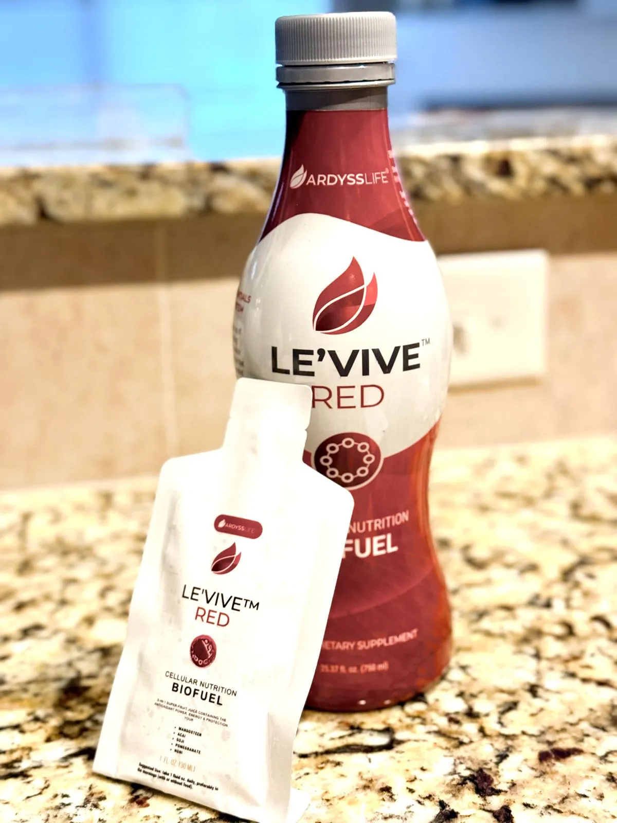 ricHERful Le'Vive Red, Yellow And Green Sample